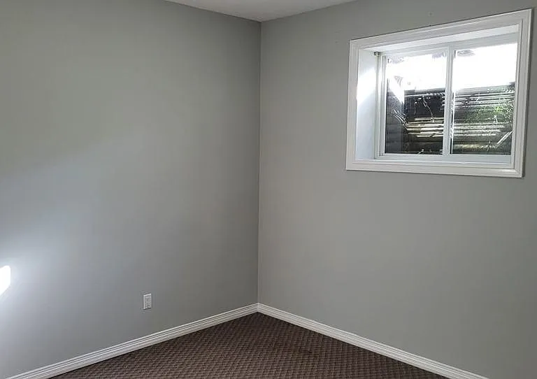 17105 Greenway Dr — Photo 5