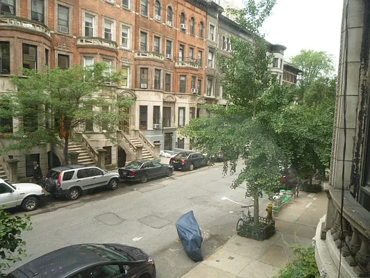 Rented by New Yorker Realty | media 17