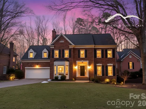 902 Hoke Trl, Cramerton, NC 28032