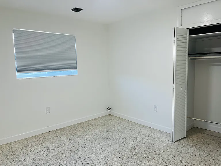 523 SW 78th Pl #523 — Photo 11