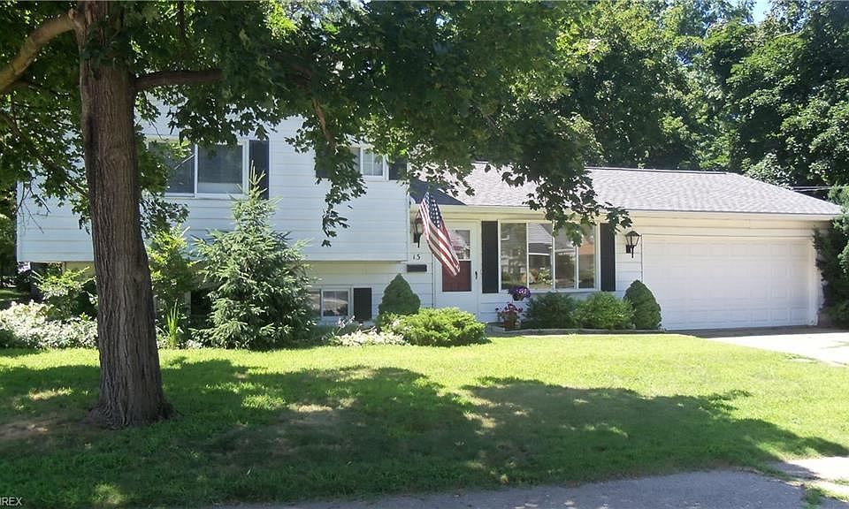 1st image of 13 Orchard Grv