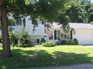 13 Orchard Grv, Painesville, OH 44077