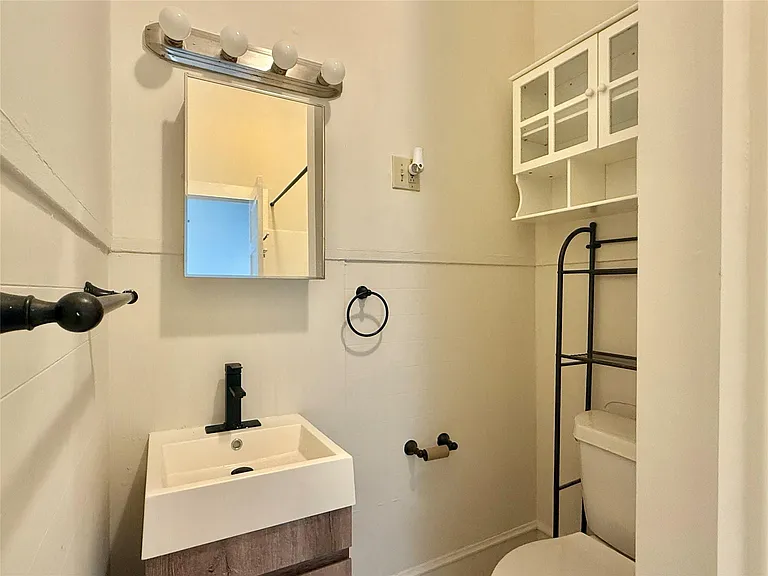 1427 Church St #2 — Photo 16