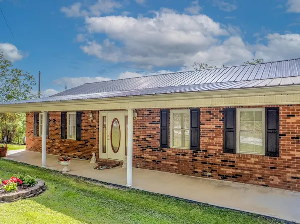 754 Whitt Br, Salyersville, KY 41465