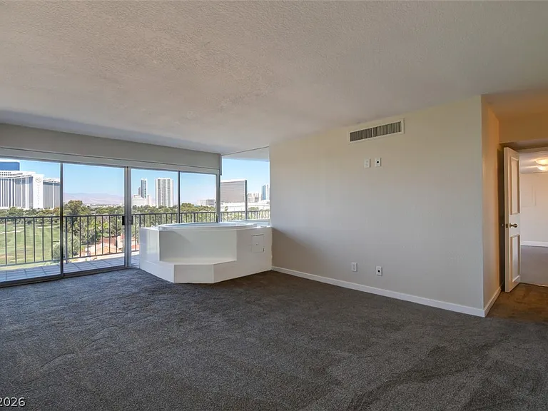 3111 Bel Air Dr #8E — Photo 27