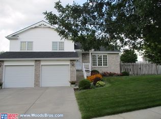 7944 Cheney Ridge Rd, Lincoln, NE 68516