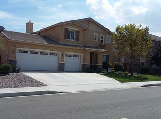 15589 Ferndale Rd, Victorville, CA 92394