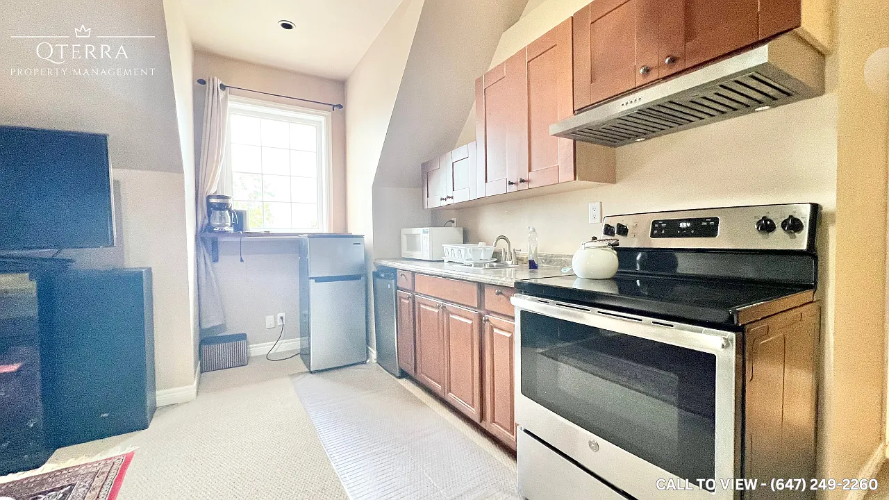1 bed, 950 sqft, $1,750 — Photo 4