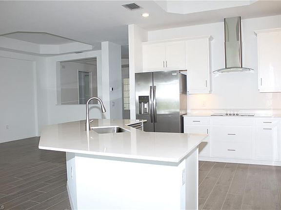 4th image of 5399 Pikewood CT
