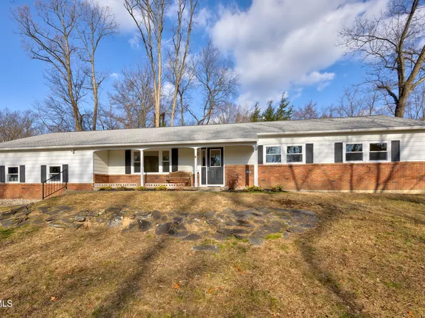 164 Wood Dale Drive, Ballston Lake, NY 12019