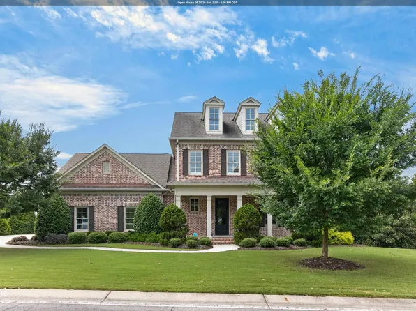 890 Vestlake Ridge Dr, Vestavia, AL 35242