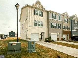 42 Vespucci Ln, Martinsburg, WV 25404