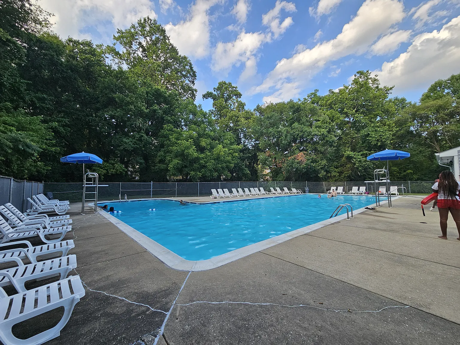 3 bed, 1206 sqft, $2,250 — Photo 2