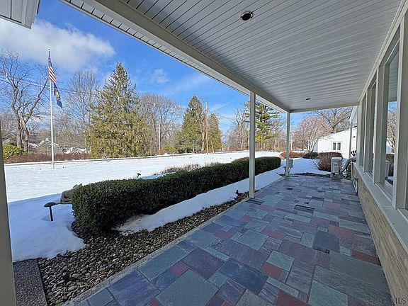 5th image of 2119 Hillholm St