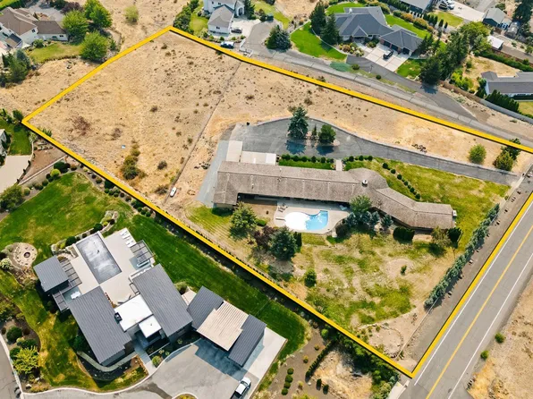 611 N 80th Ave, Yakima, WA 98908