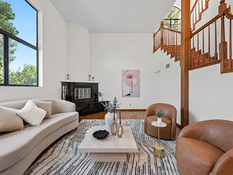 Ivan Hill Ter — Photo 2