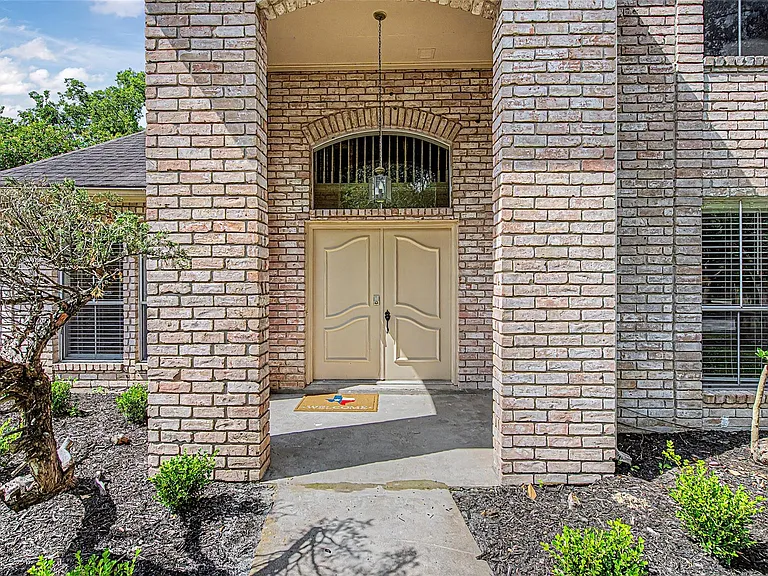 11651 Trailmont Dr — Photo 4
