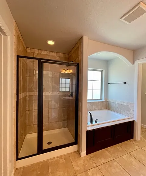 1053 Tarah Knolls Cir — Photo 13