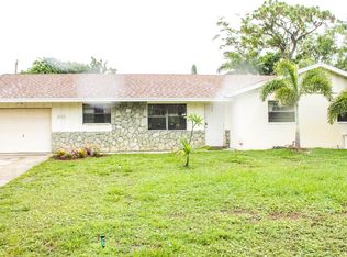5133 Garfield Rd, Delray Beach, FL 33484