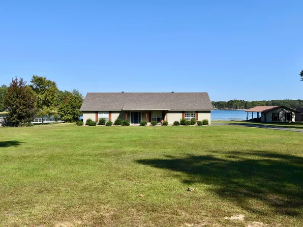 155 Sandy Point Dr, Chatham, LA 71226