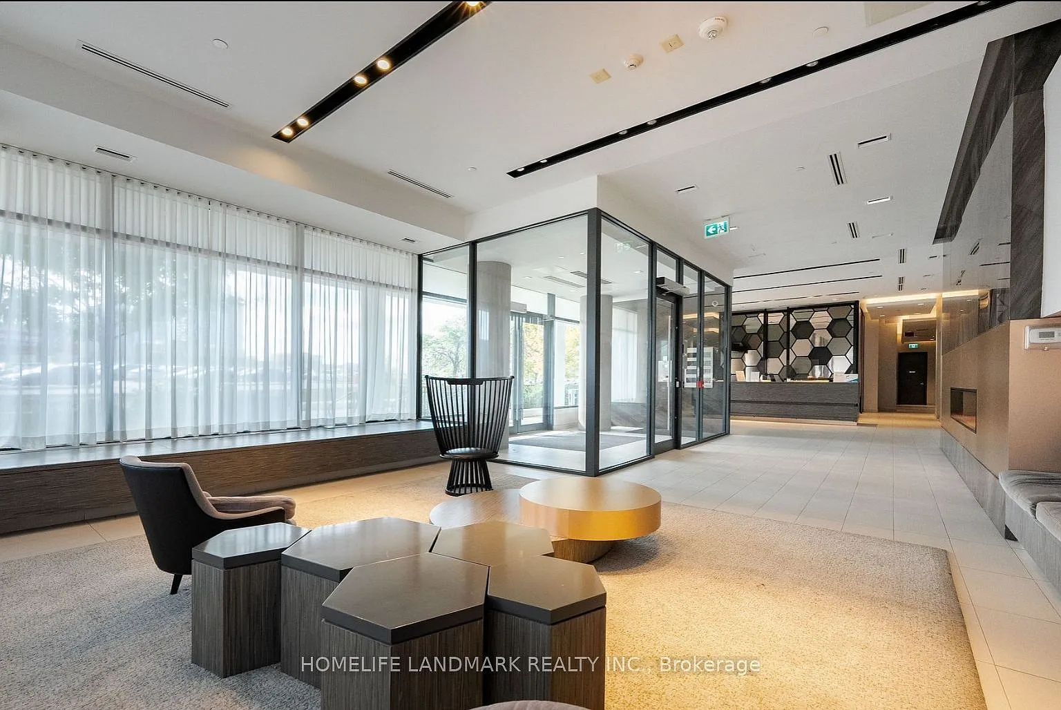 2 bed, $2,900 — Photo 2