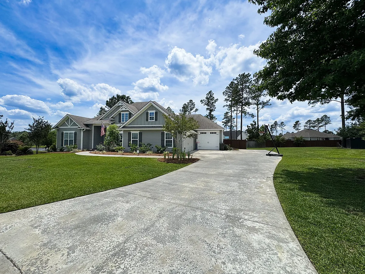 Building Photo - 7345 Twisted Oak Cir