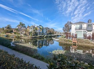 2333 Grand Canal Walk, Venice, CA 90291