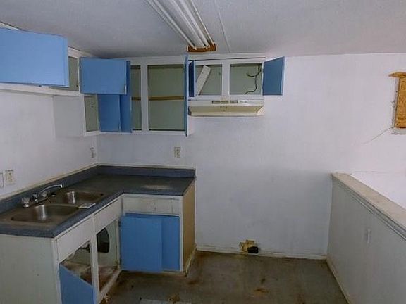 4th image of 501 S Spears St