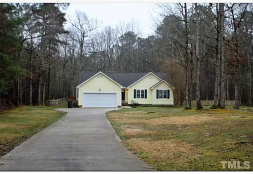 130 Camden Dr Photo 1