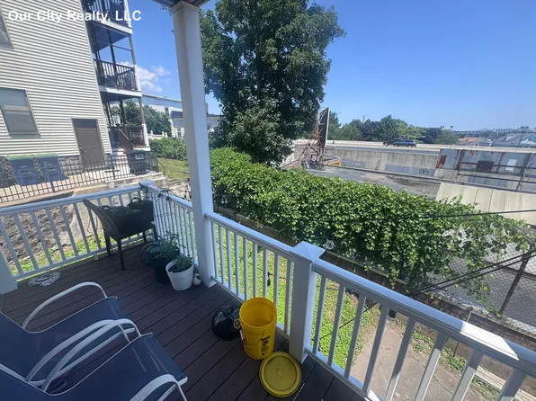 (undisclosed Address), Somerville, MA 02143
