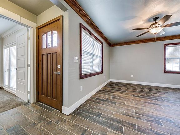 3rd image of 5633 Bluffman Dr