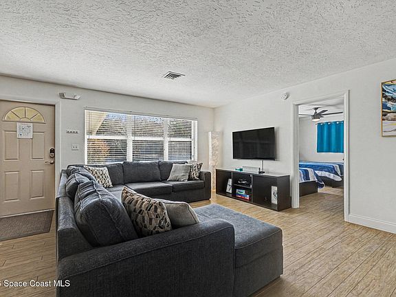 5th image of 925 Samar Rd