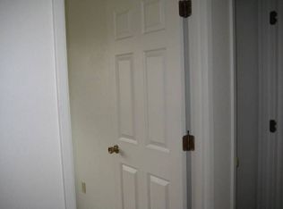 330 Independence Cir APT D, Phoenix, OR 97535