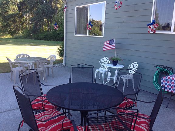 Large aggregate patio