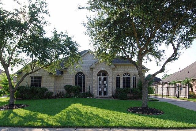 1st image of 10114 Elizabeth Rose Dr