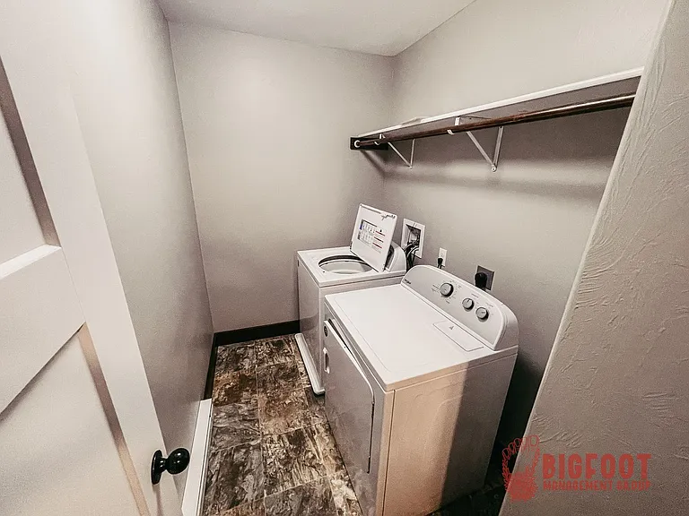 7564 Roughsawn Rd. — Photo 5