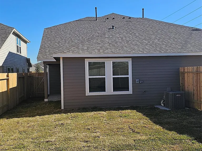 5207 Shallowhurst Ln — Photo 7
