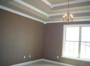 4041 Port Royal Dr, Richmond, KY 40475