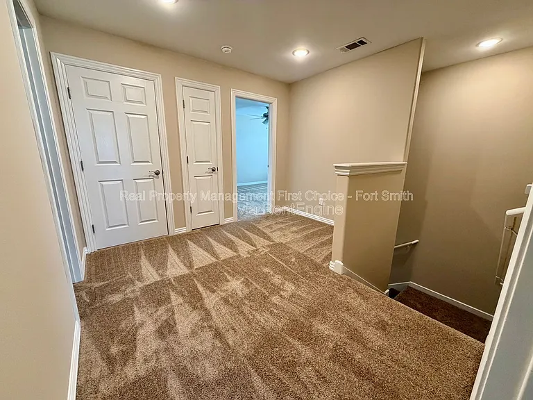 9817 Mylea Cir — Photo 11