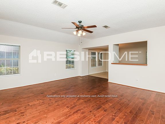 3rd image of 8020 Whitney Ln