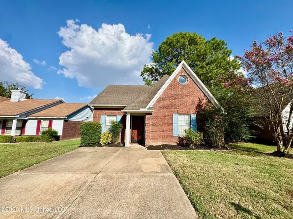 7020 Tudor Ln, Horn Lake, MS 38637