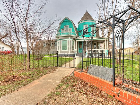 2nd image of 506 S Evans Ave