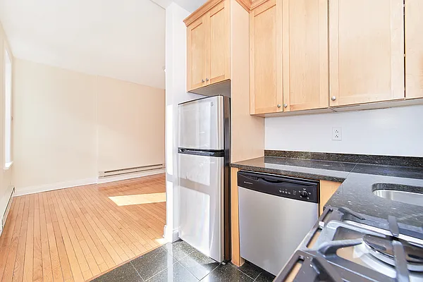 Rented by Living New York | media 11