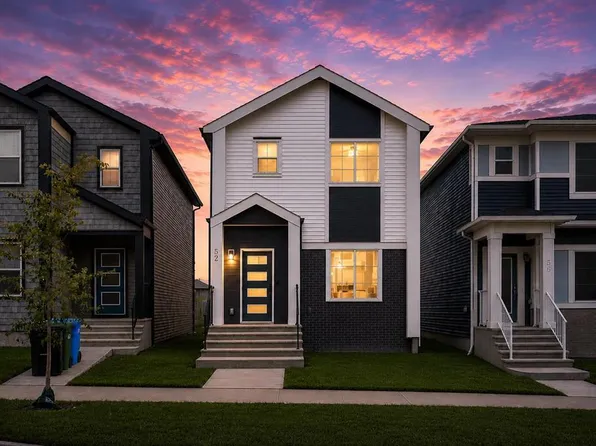 52 S Lewiston Dr NE, Calgary, AB T3P 2J5