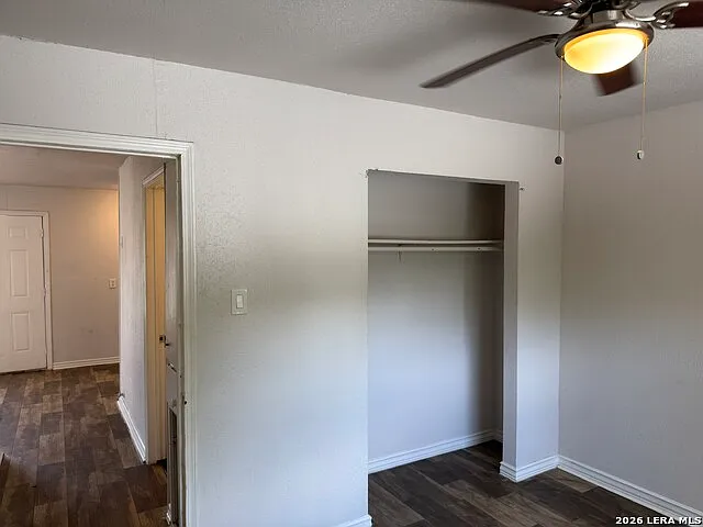 2 bed, 1.0 bath, 4398 sqft, $800 — Photo 1
