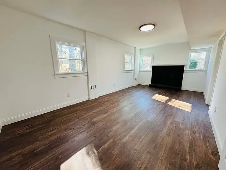 1001 Archdale Dr — Photo 16