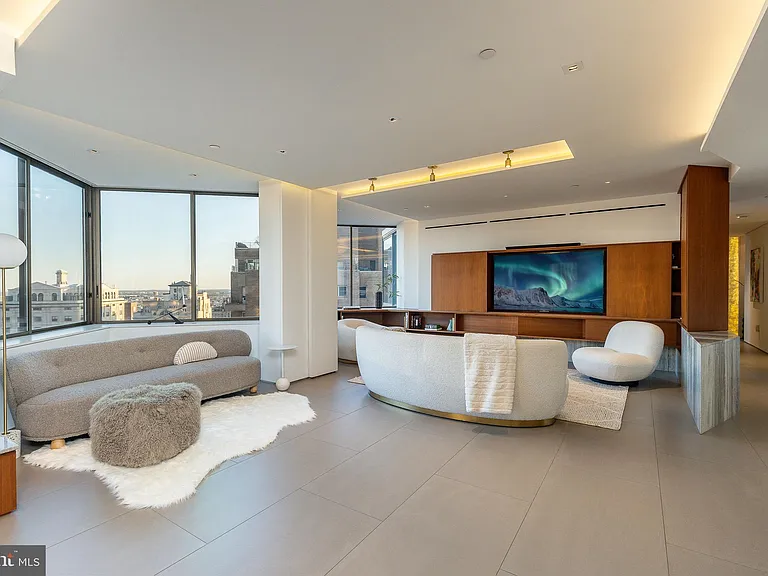 210 W Rittenhouse Sq #2106-2107 — Photo 18