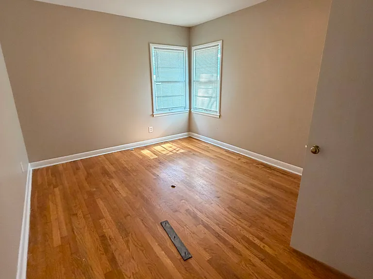 4015 Charles Dr — Photo 8