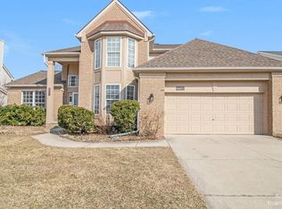 2258 Boulder Ridge Blvd, Ann Arbor, MI 48103