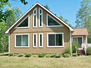 8798 Pineview Dr, Mancelona, MI 49659